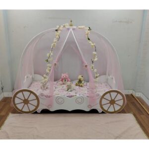 Pembe Fayton Montessori