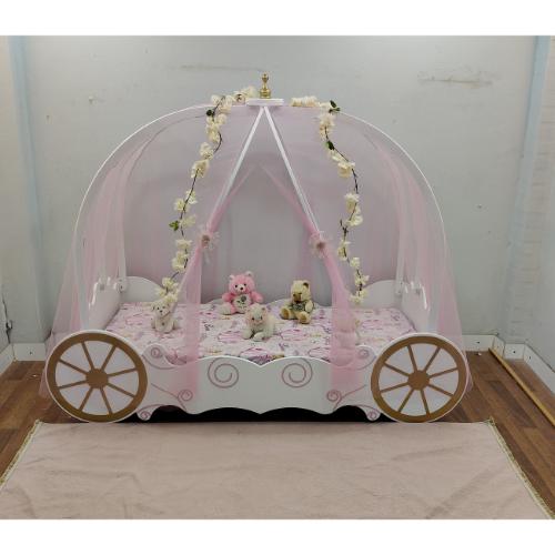 Pembe Fayton Montessori